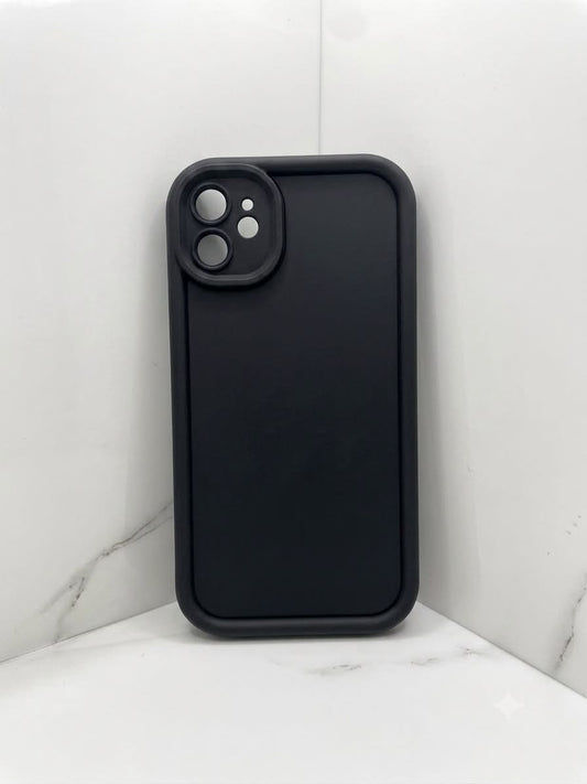 SILICON CON BORDES NEGRO - iPhone 11 / 11 Pro / 16