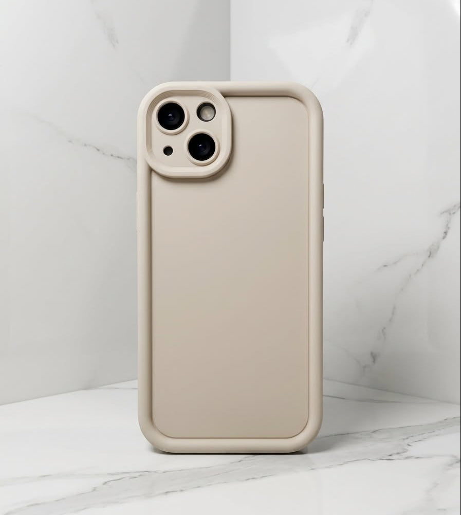 SILICON BEIGE CON BORDES - iPhone 11 Pro / 13 / 16